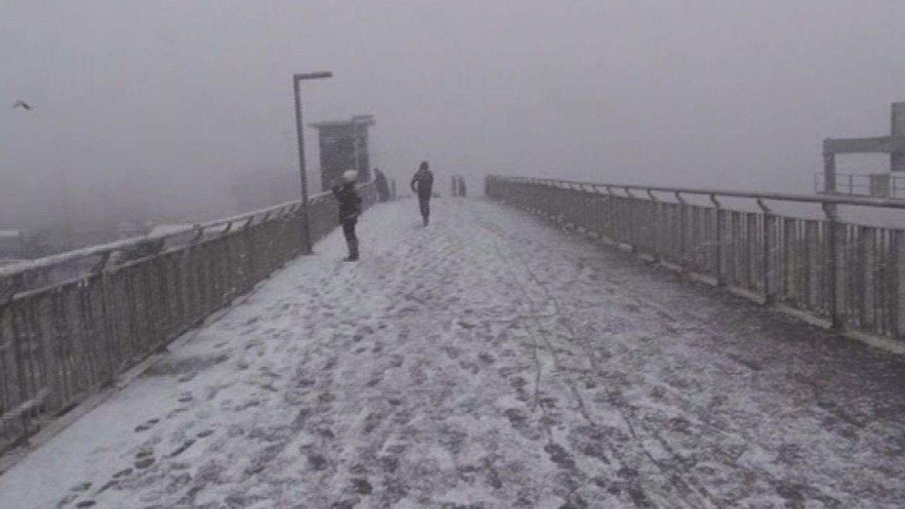 İstanbul’da kar süprizi
