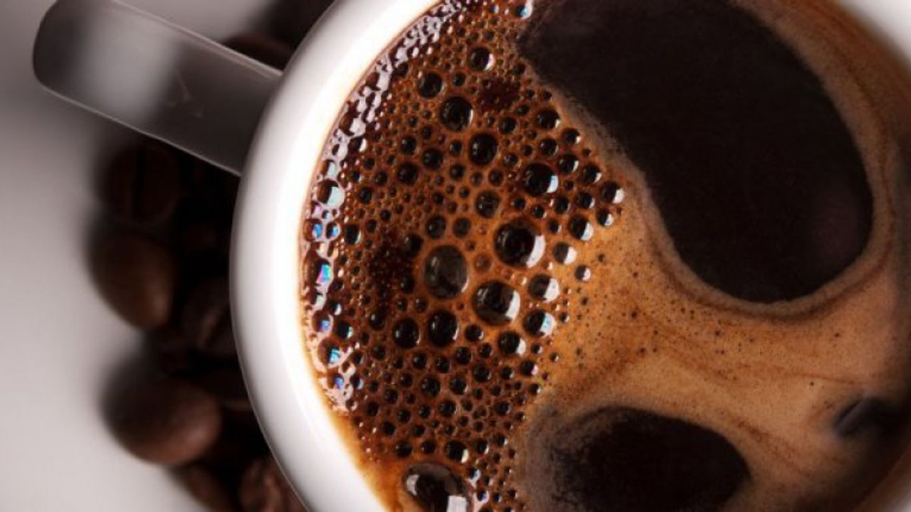Kahve zinciri devi binlerce kişiyi işten çıkartıyor!