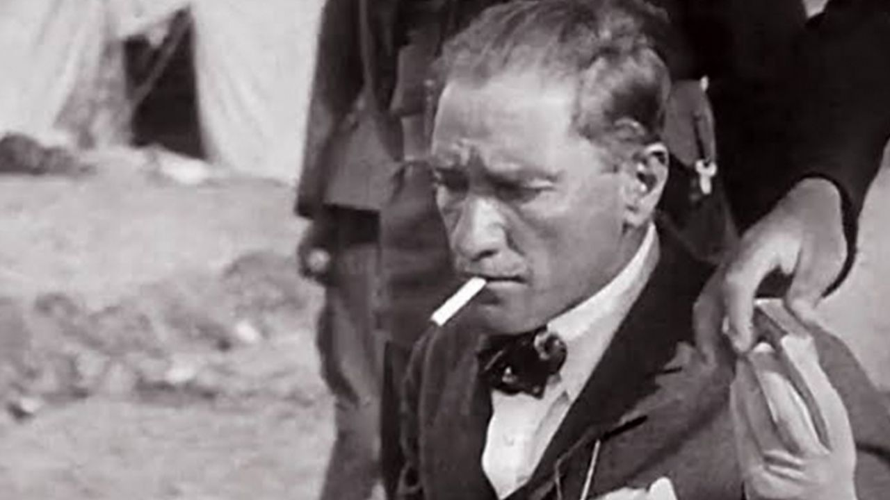 Atatürk “Çocuk sigara içiyor musun?" diye sordu