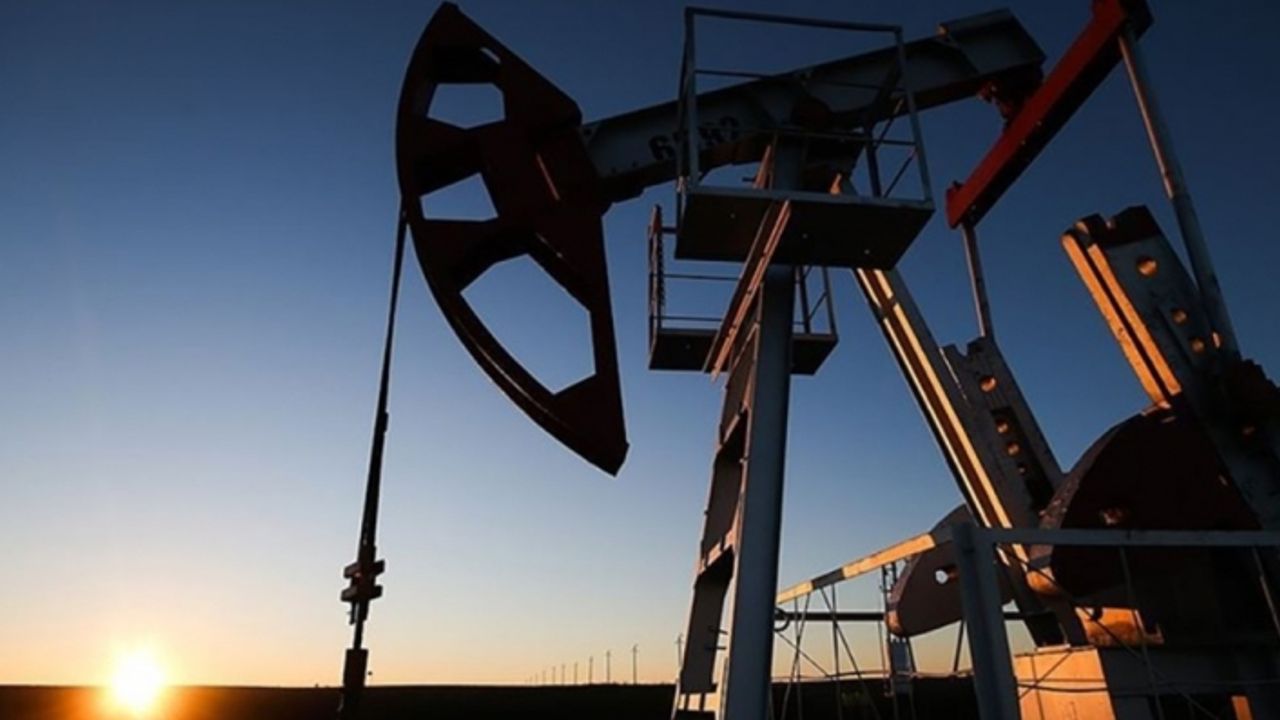 Brent petrolün varil fiyatı 111,25 dolar