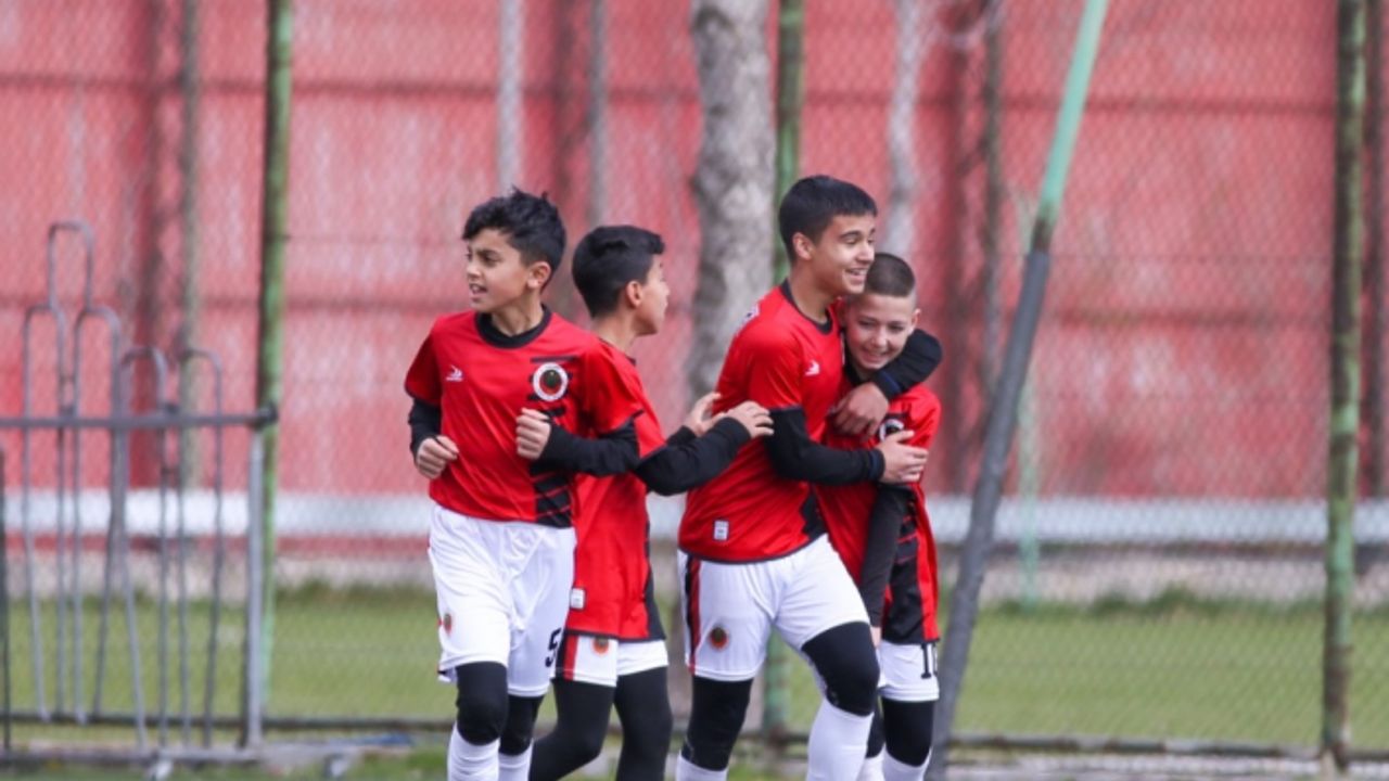Gençlerbirliği Altyapı Futbolcu Seçmelerinin Tarihleri Belli Oldu