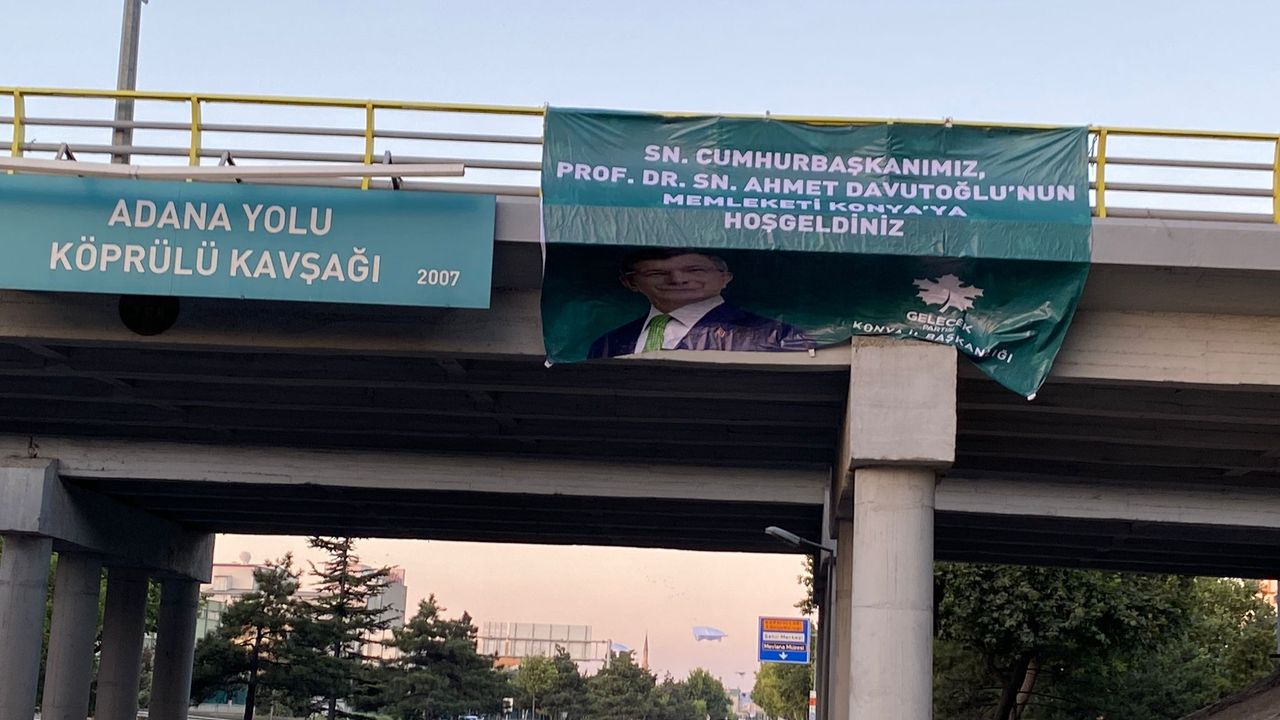 Gelecek Partisi’nden Erdoğan’a ‘Hoş geldiniz’ pankartı