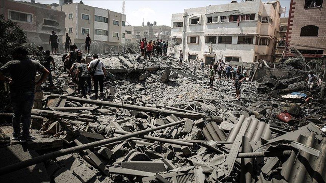 İsrail Gazze’yi vurdu: Onlarca yaralı var