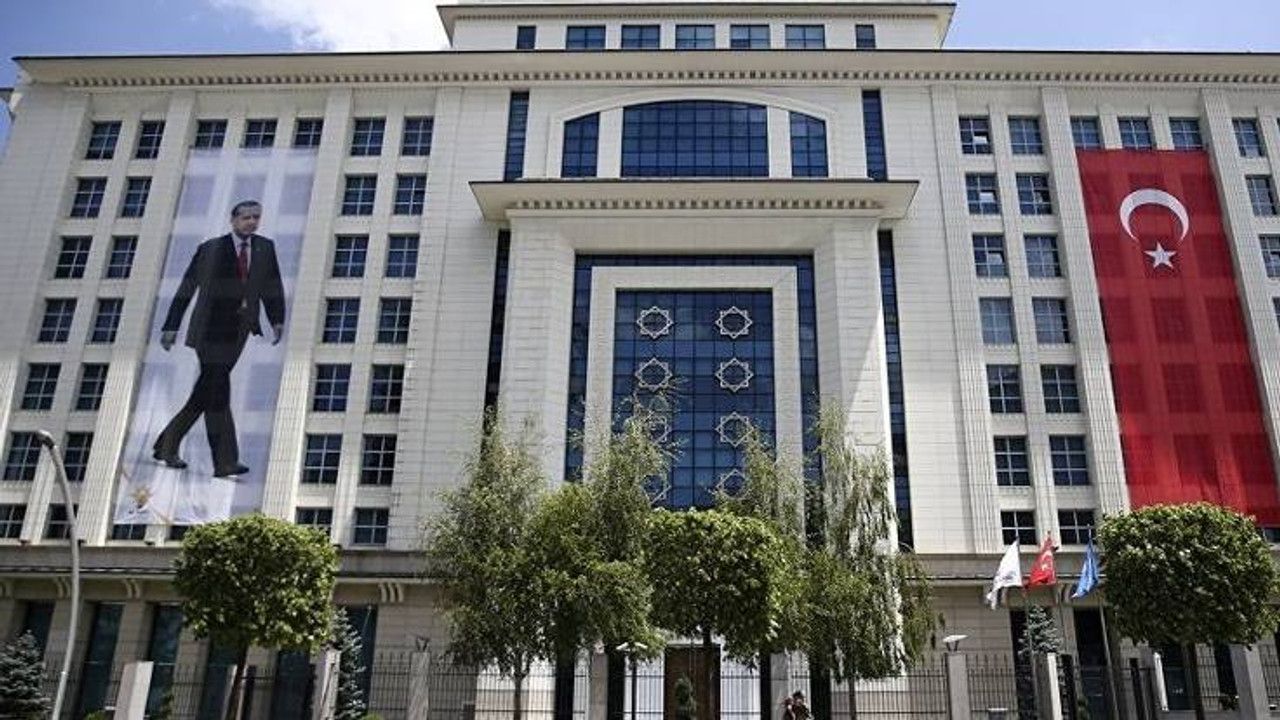 AKP Genel Merkezi'nin personel harcaması dudak uçuklattı