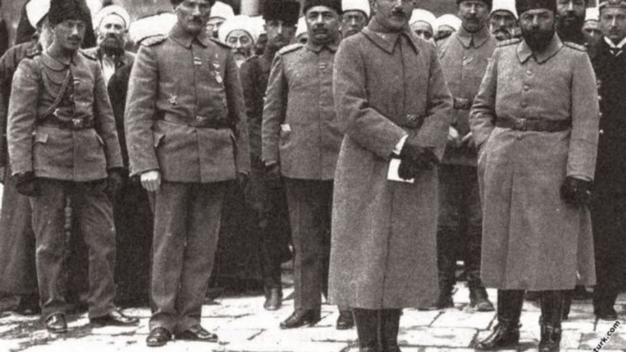 Bir Arap binbaşı Türk çocuğuna tokat atarsa Atatürk ne yapar? Gazi Paşa'nın fikir dünyası burada şekillenir...