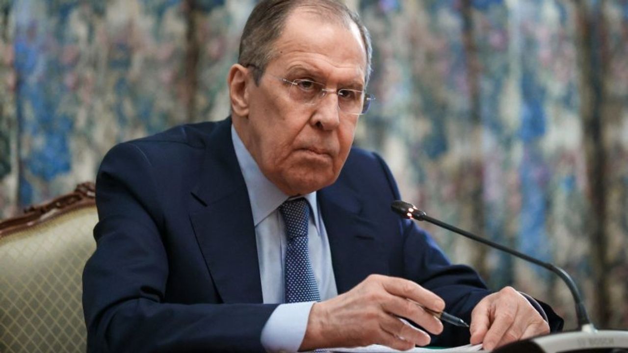 Lavrov'dan Zelenskiy'e ağır sözler: “O bir o*** çocuğu”
