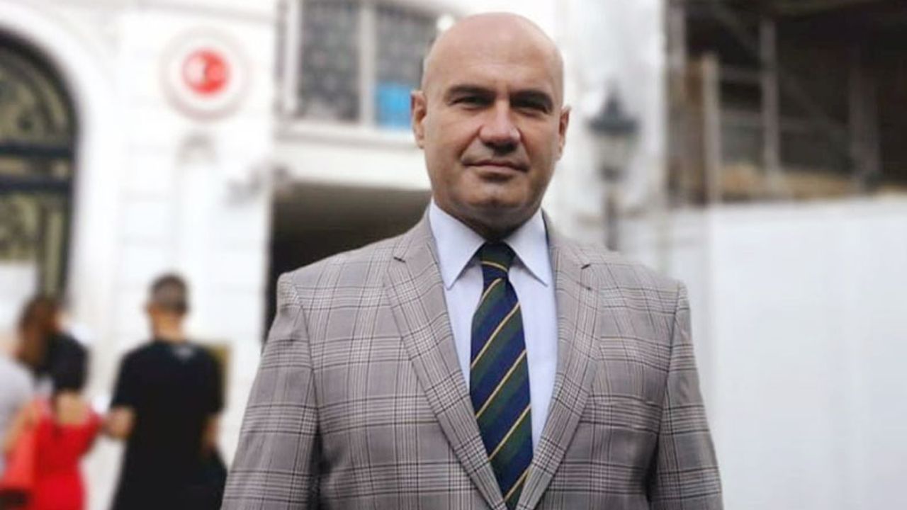 Turan Çömez'den flaş iddia: AKP, Sedat Peker'i Türkiye'ye getirmek istiyor