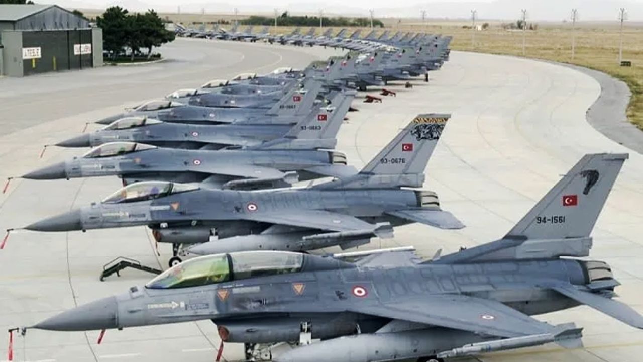 Türkiye'de kaç tane savaş uçağı var?