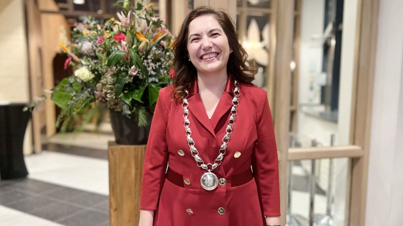 Hollanda'ya Türk belediye başkanı