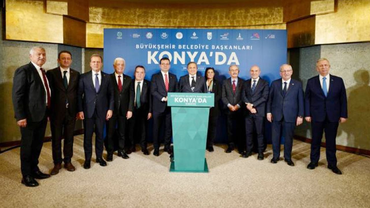 CHP'li belediye başkanları İmamoğlu'na Konya'dan destek verdi