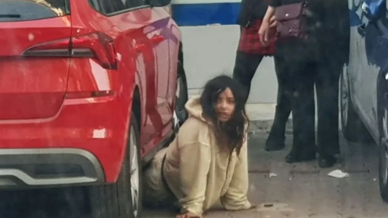 Adana'da uyuşturucu bağımlısı kadın, 2 saat polise direndi