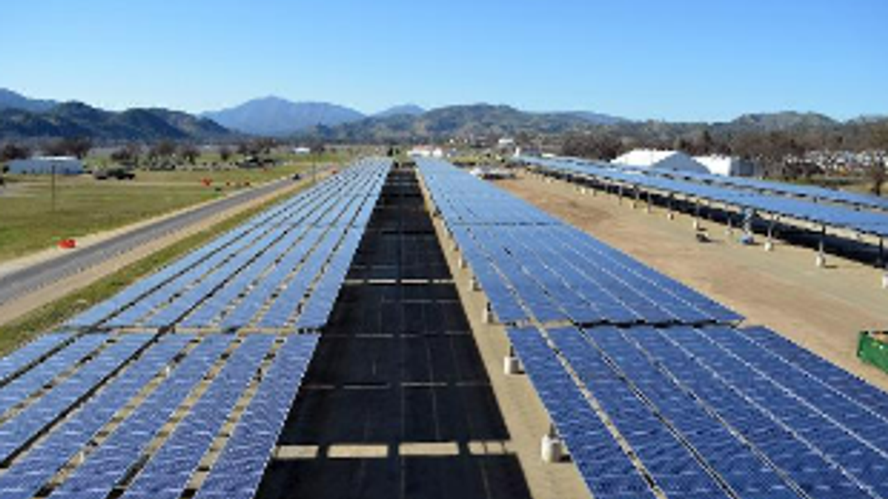 Enerji krizine çözüm: Güneş panelleri ile ücretsiz elektrik üretilebiliyor!