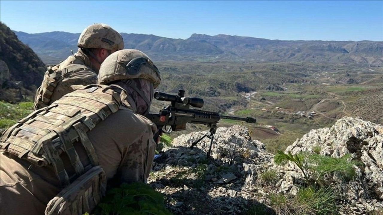 MSB:  12 PKK/YPG’li terörist etkisiz hâle getirildi