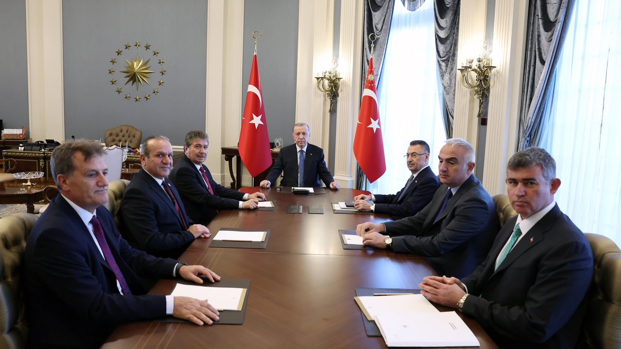 Erdoğan KKTC Başbakanı'nı kabul etti