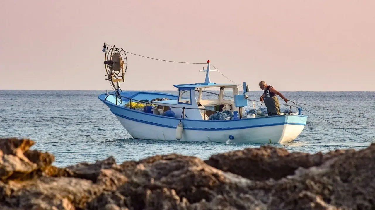 Küçük ölçekli balıkçılara destek müjdesi