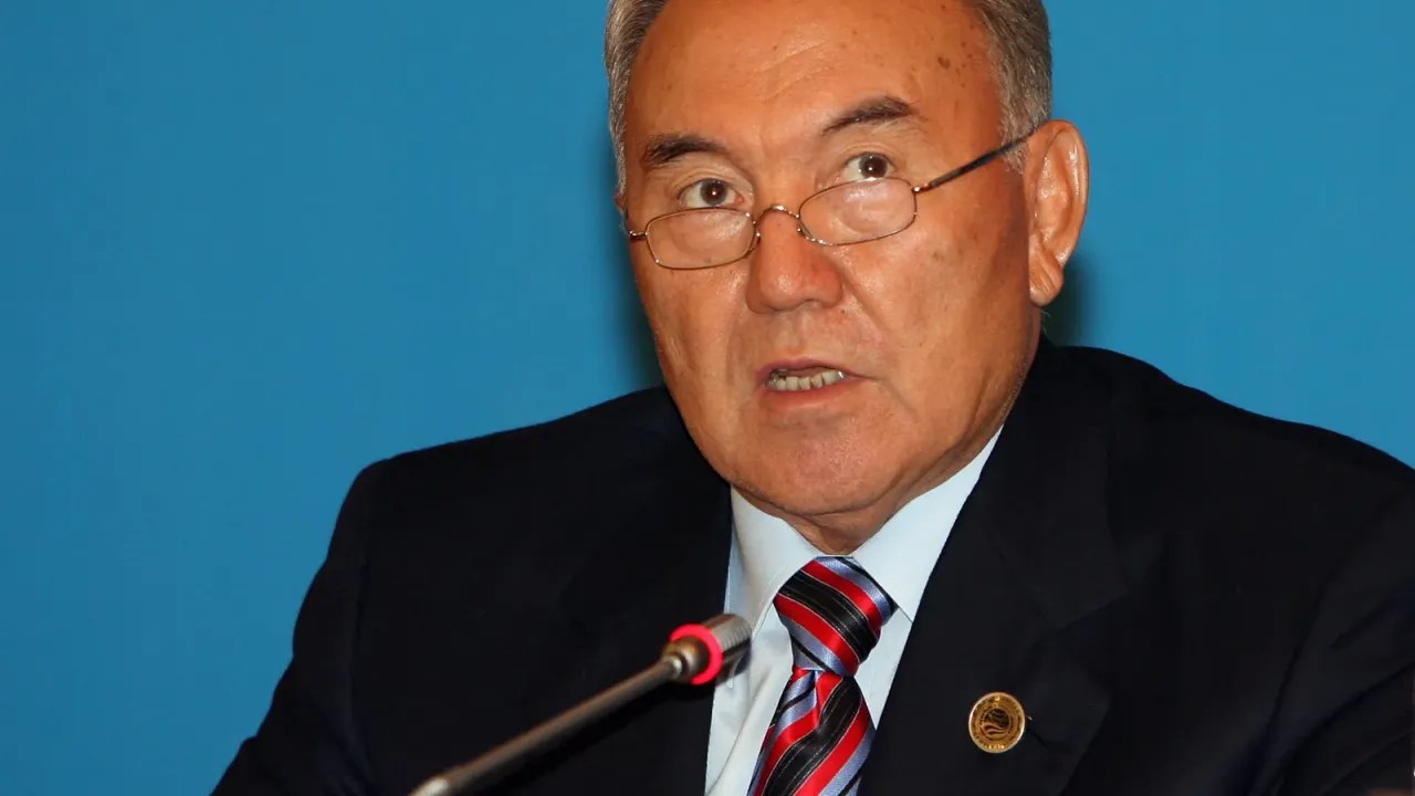 Nazarbayev hastaneye kaldırıldı