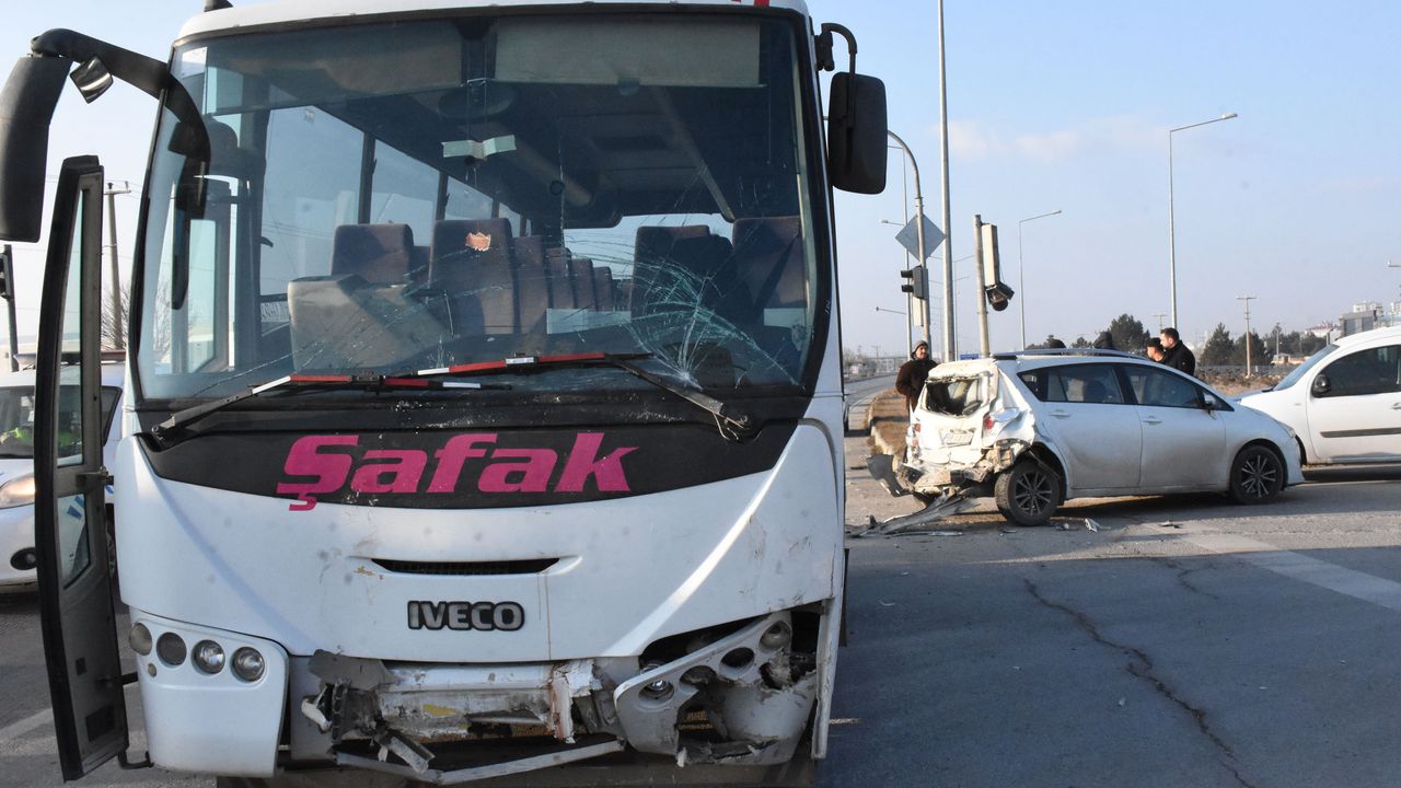 Sivas'ta kaza: yaralılar var
