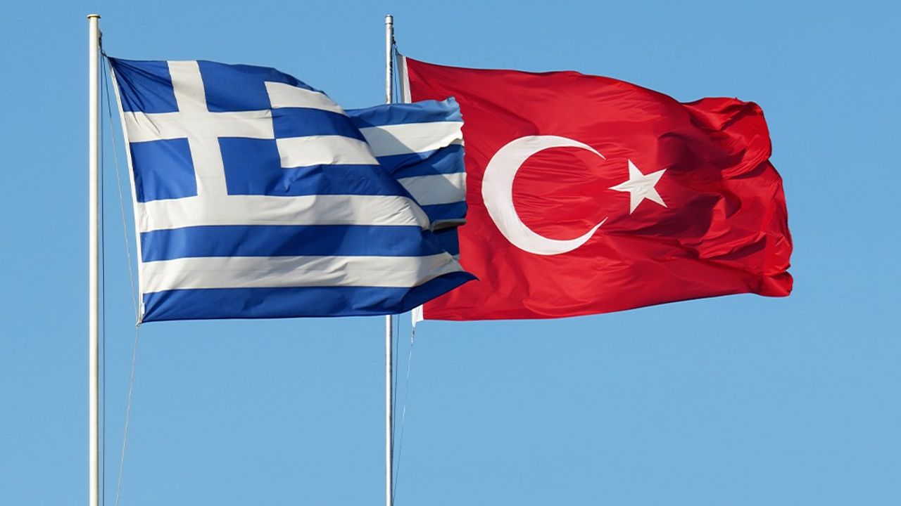 Çavuşoğlu: Türkiye-Yunanistan ilişkileri alarm veriyor!