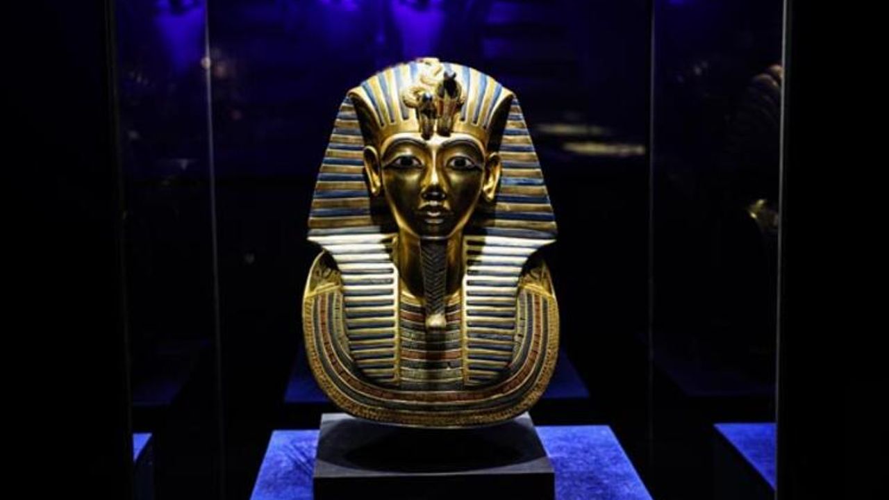 Tutankhamun'un hazineleri İstanbul'da sergilenecek