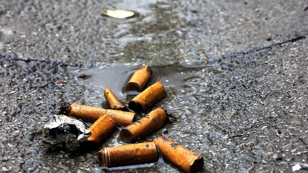 Tütün firmaları İspanya sokaklarındaki izmaritleri temizleyecek