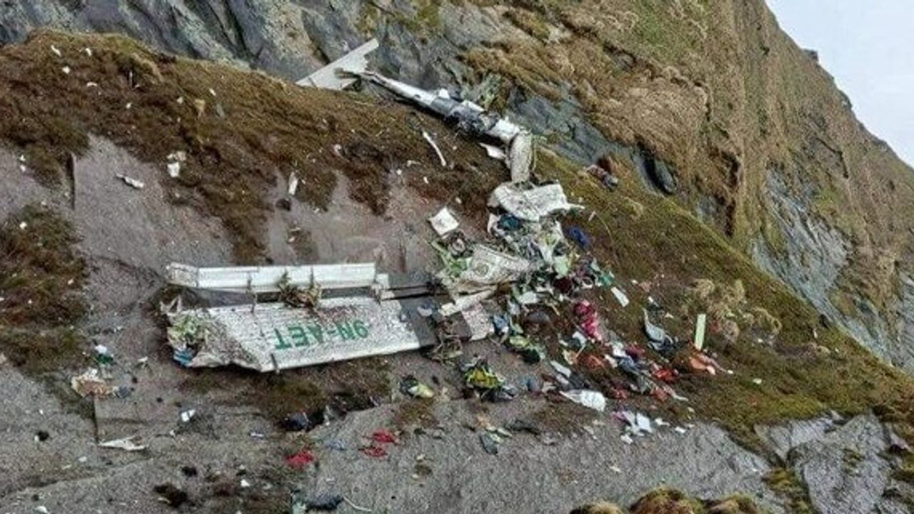 Nepal'de uçak kazası!
