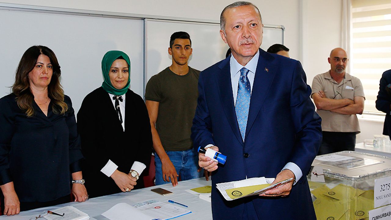 Kübra Par, Erdoğan'ın seçim tarihini yazdı: Meclisi feshedebilir