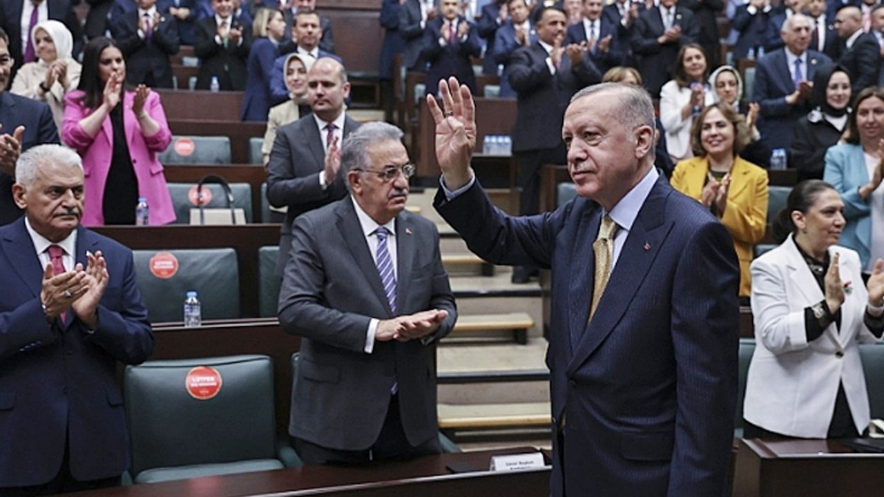 AKP'de gideceklerin listesi belli oldu