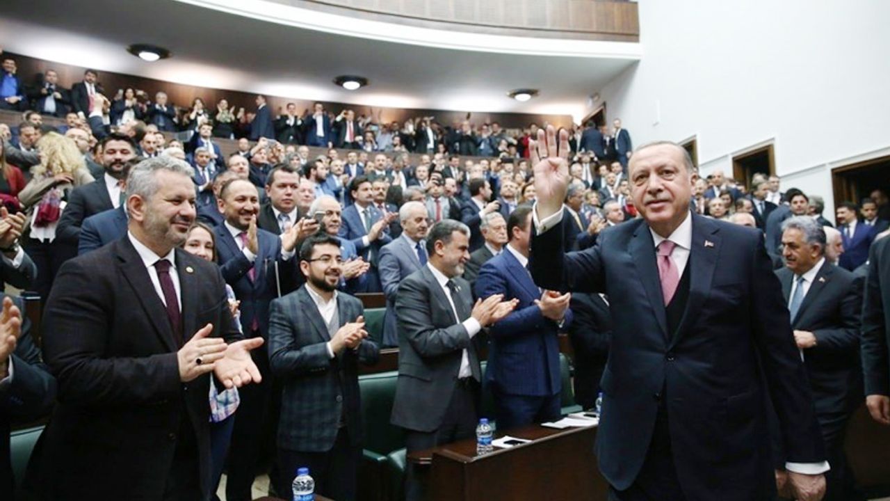 AKP'de ince hesap: Seçim tarihi belirlendi!