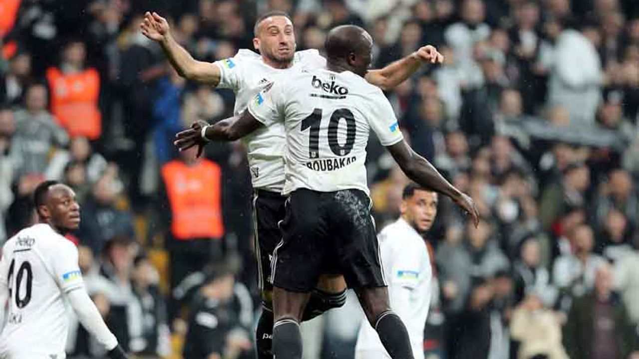 Beşiktaş Şenol Güneş, Karaveli ve İsmael'in 34 maçta yapamadığını Aboubakar ile 8 maçta yaptı