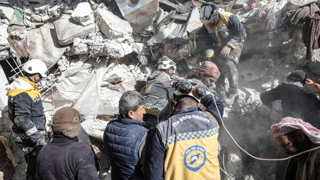 Suriye’de depremdeki can kaybı 3 bini geçti