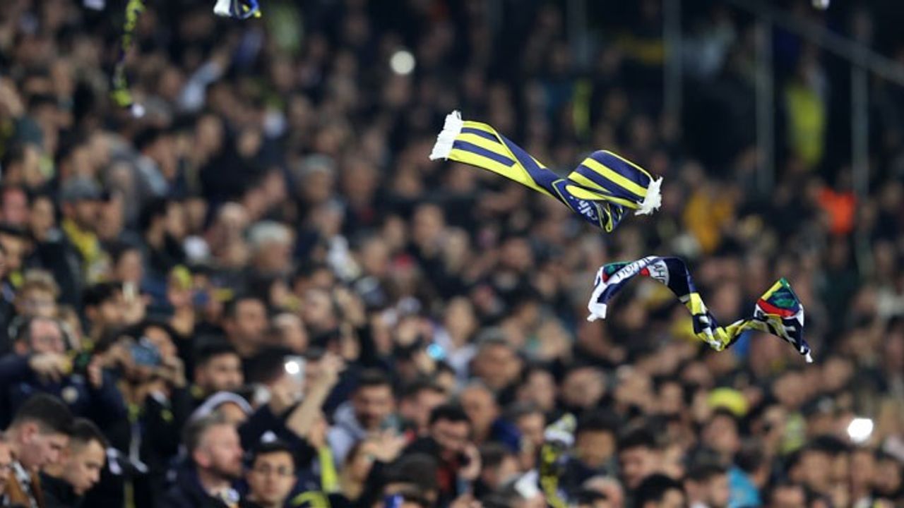 'Hükümet istifa' sloganı atan Fenerbahçe taraftarı için yeni karar!