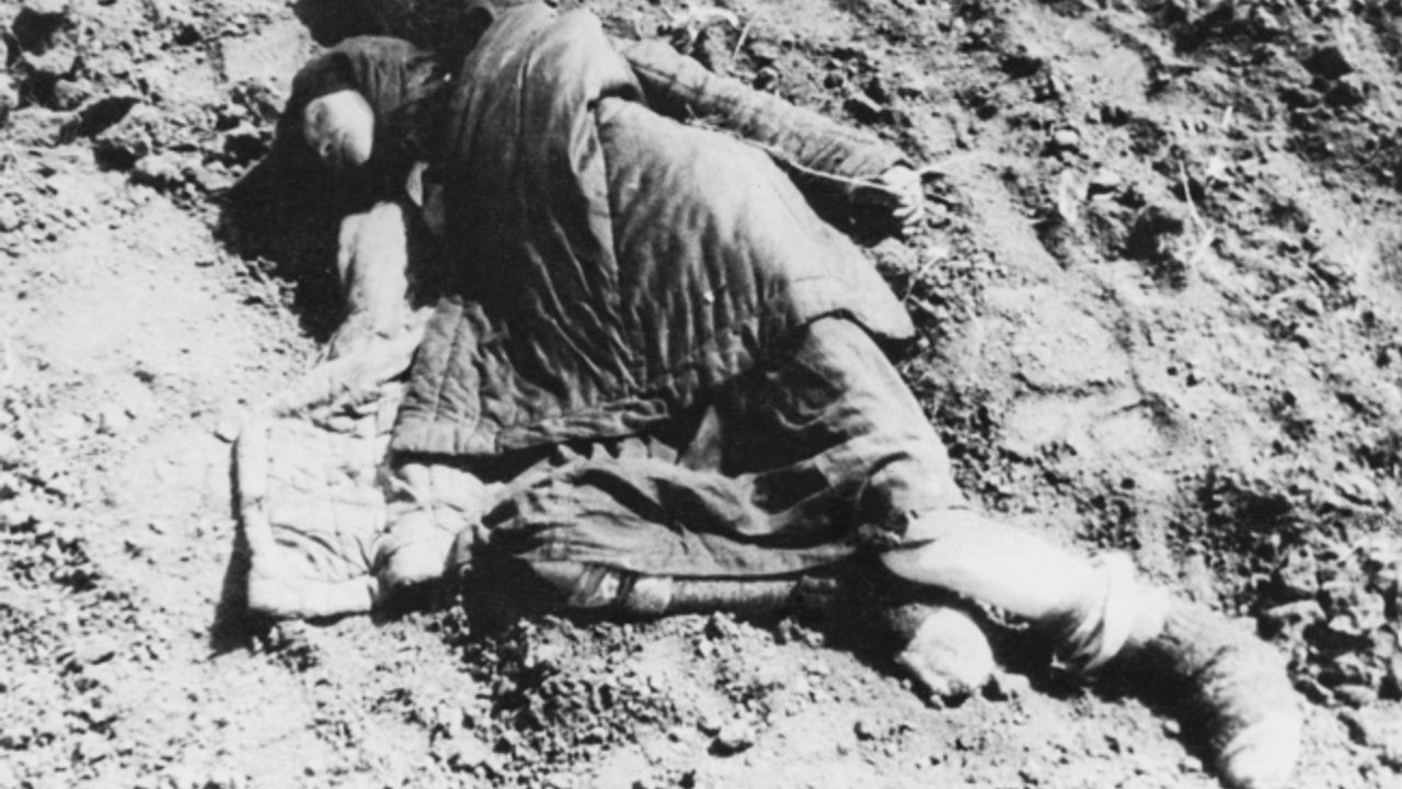 Stalin'in insanlık dışı katliamı 'Holodomor'