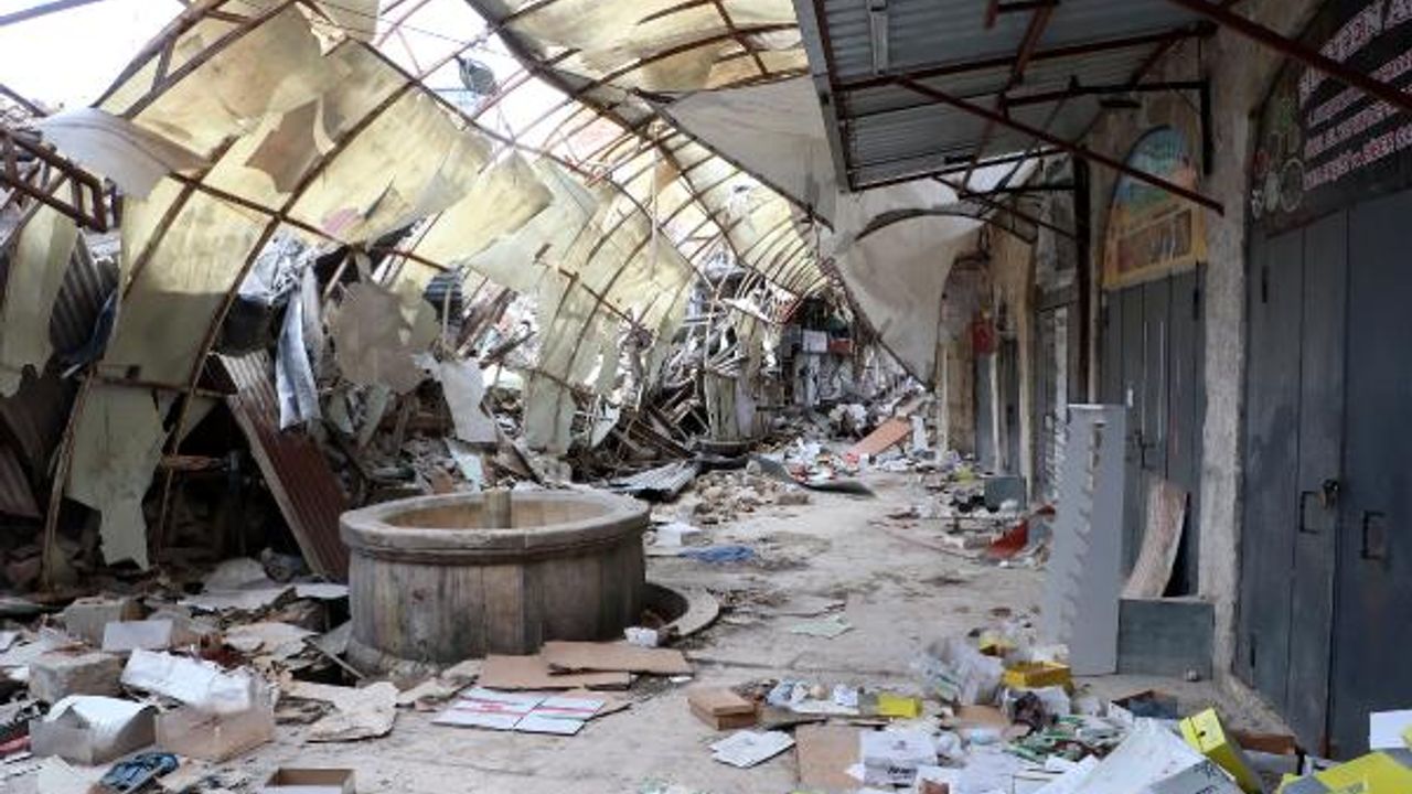  600 dükkanın yıkıldığı tarihi Uzun Çarşı'da hayata dönüş çabası