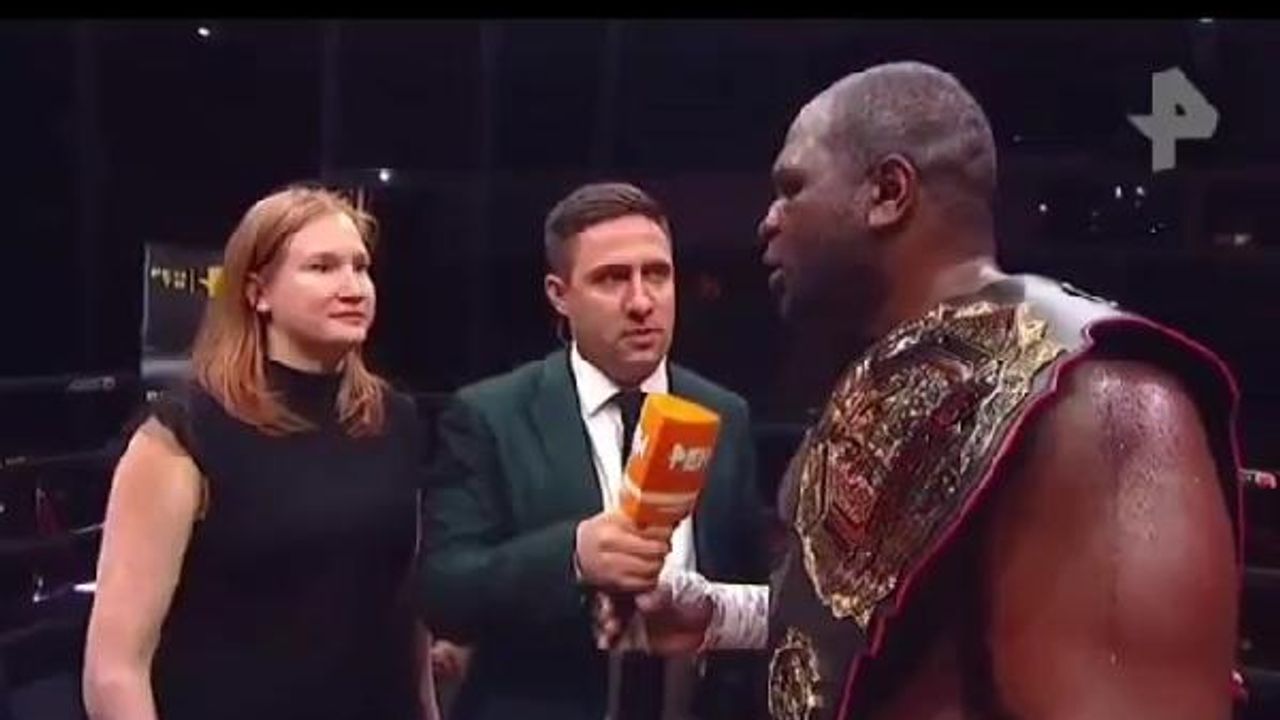 ABD’li boksör, Putin’e ringde seslenerek Rus vatandaşlığı istedi