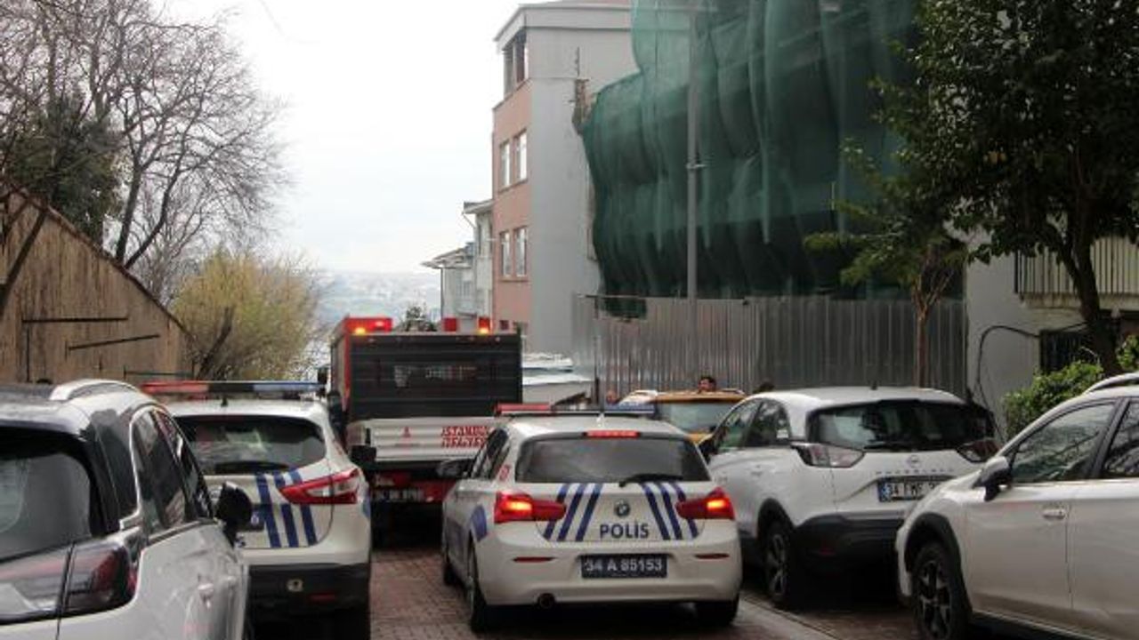 Beşiktaş'ta inşaatta düştü; ayağına saplanan demirle yaralandı