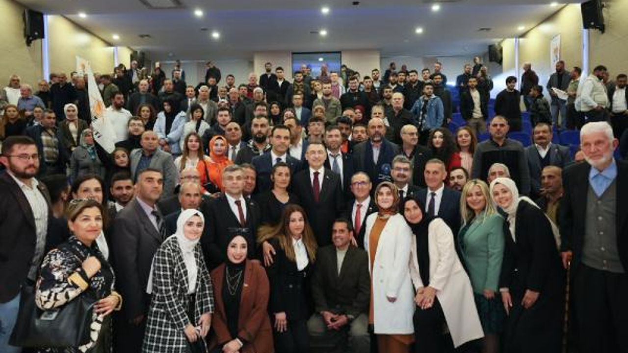 Fuat Oktay'dan KKTC Cumhurbaşkanı Tatar'a ziyaret (2)