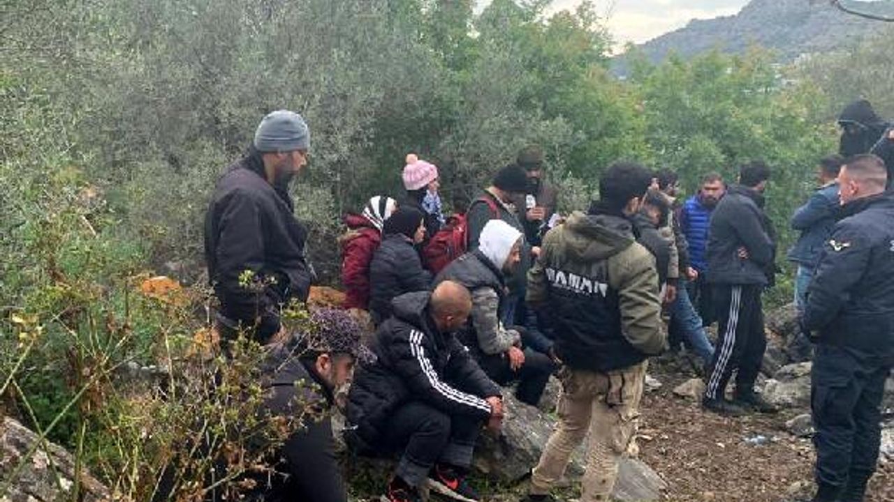 Göçmenler 'Yunanistan' diye Küçükada'ya bırakıldı