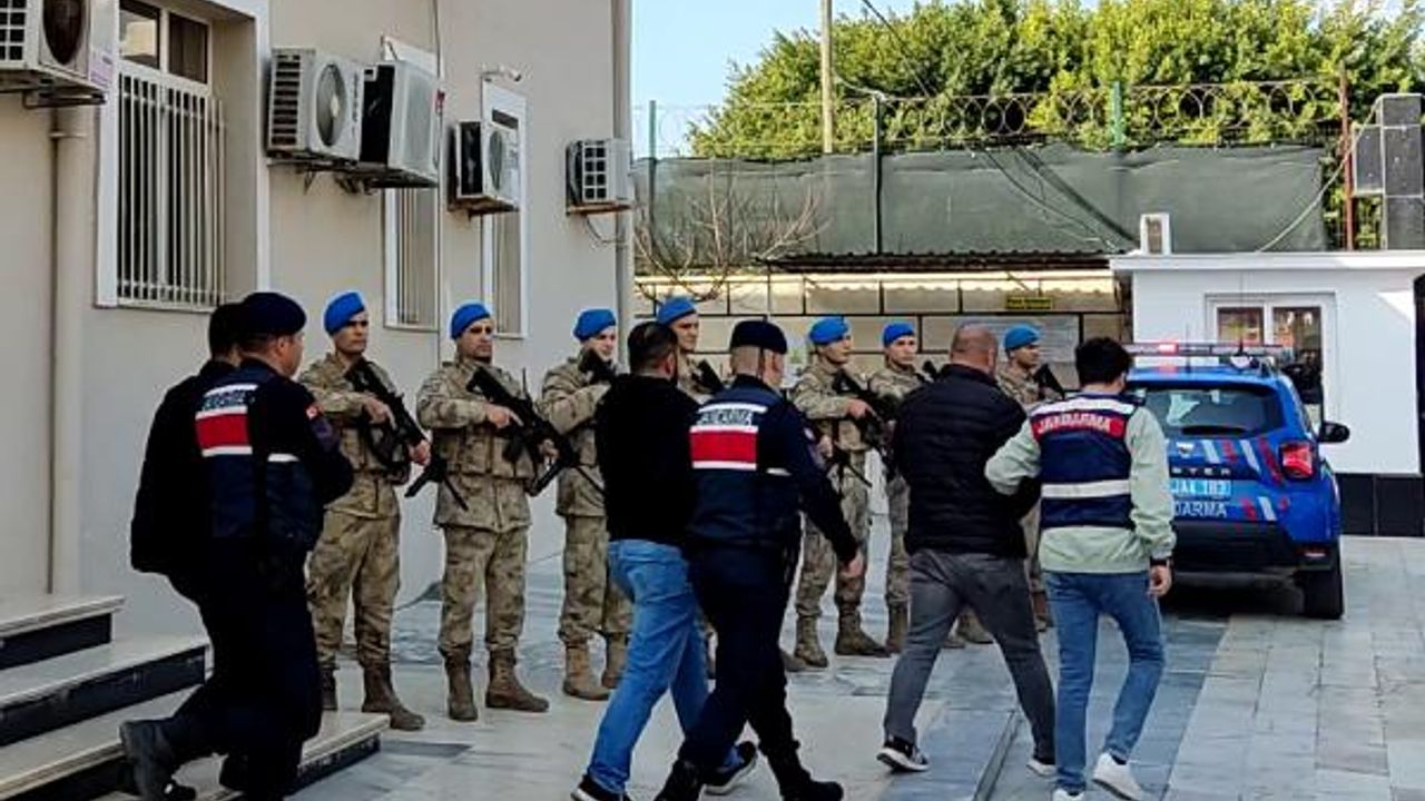 Mersin'de jandarmadan Kökünü Kurutma Operasyonu: 60 gözaltı