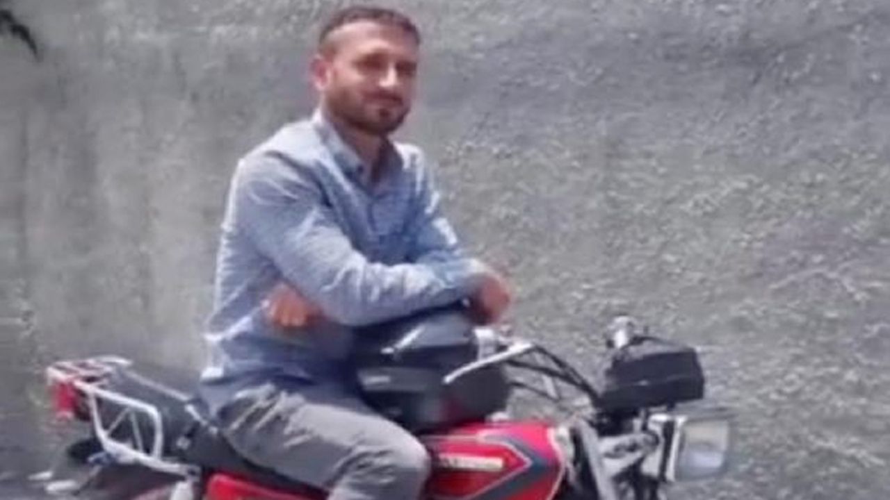 Motosikletle yayaya çarptığı için dövülen sürücü öldü