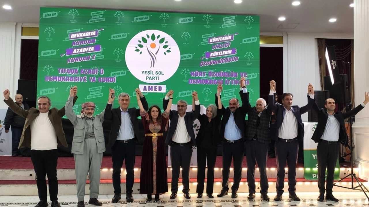 Urfa'da Yeşil Sol Parti'nin seçim bürosu açılışında 12 gözaltı