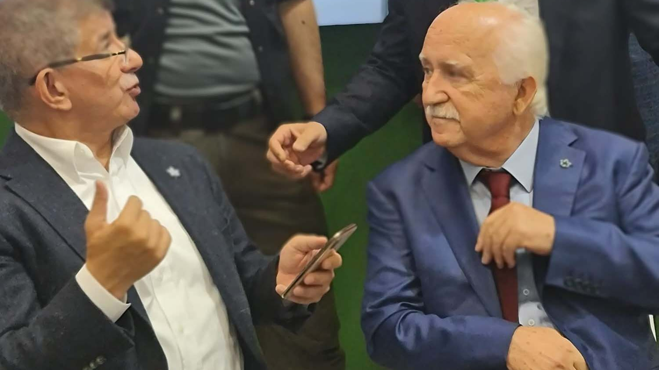 Ahmet  Davutoğlu'nun Danışmanı  İstifa Etti