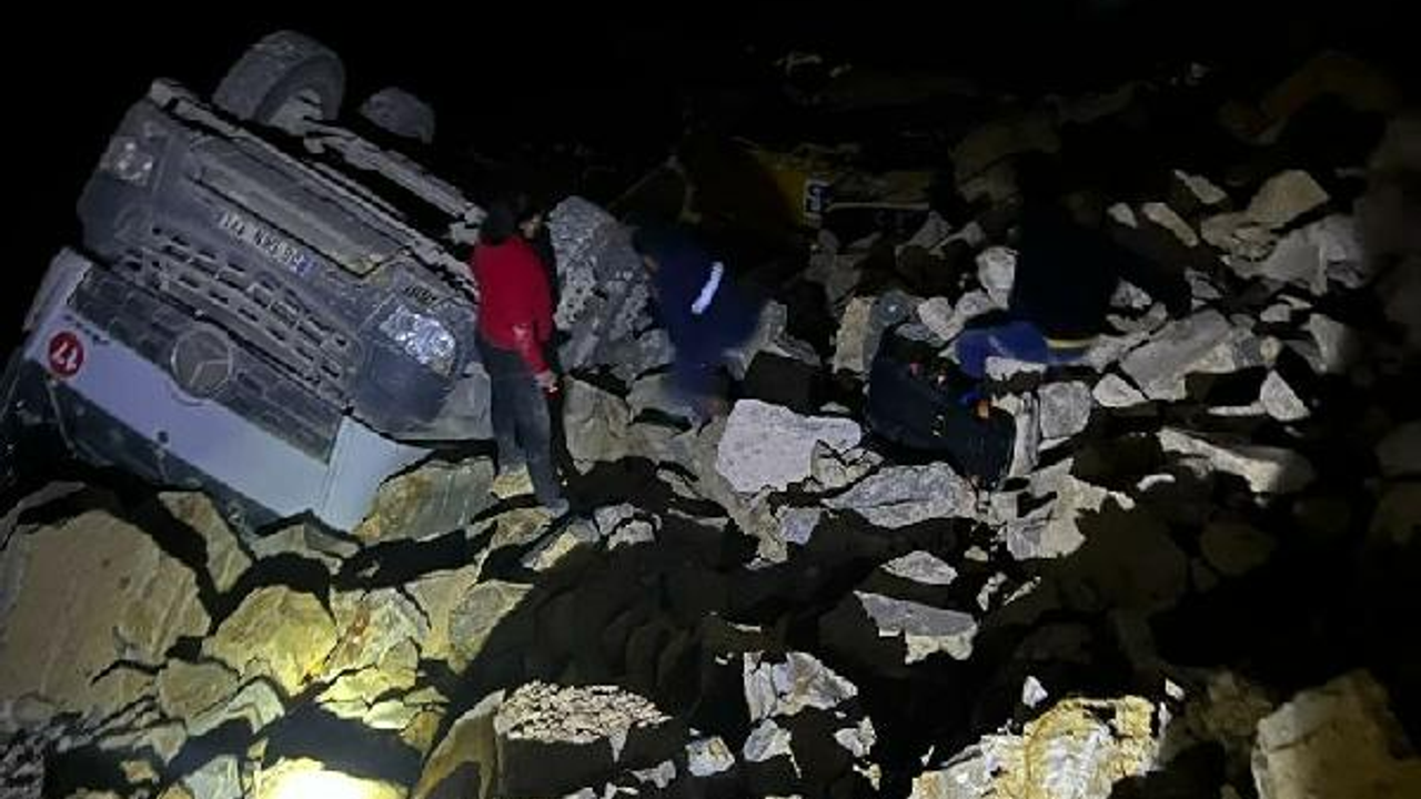 Soma'da maden ocağında toprak kayması: 1 ölü, 3 yaralı