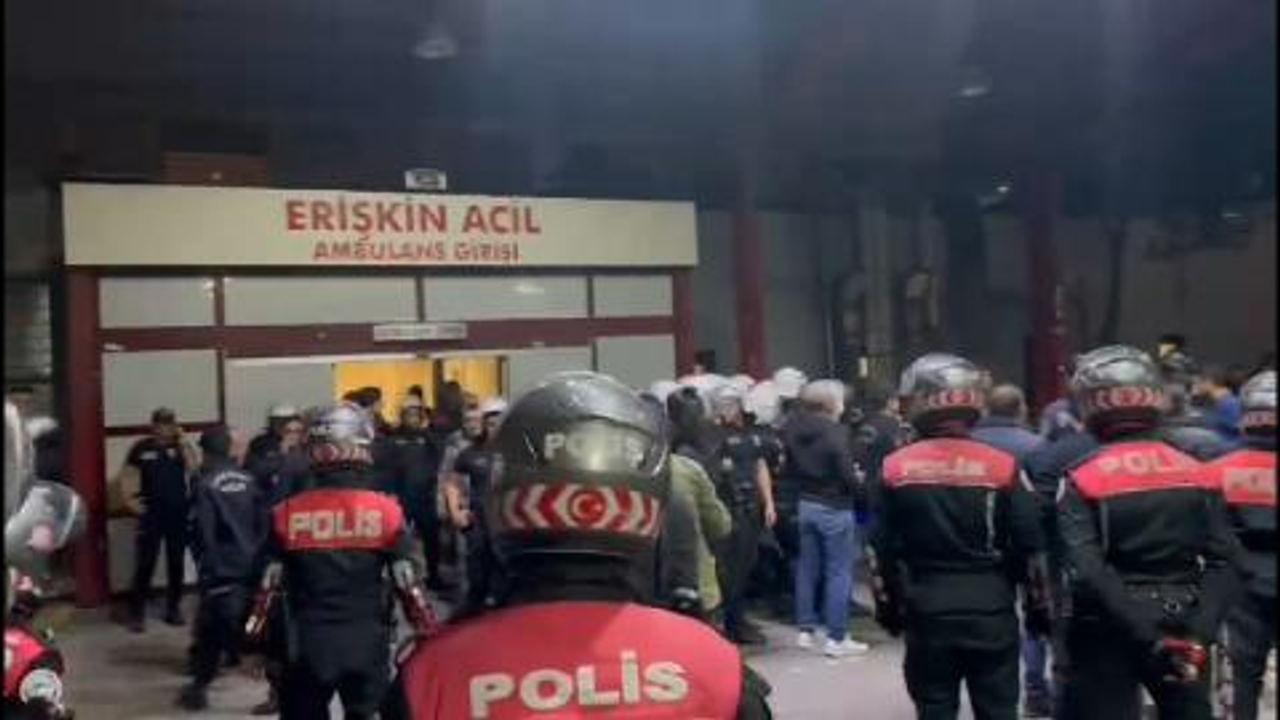 İzmir'de Göreve Giden Polis Şüpheliyi Başından Vurdu