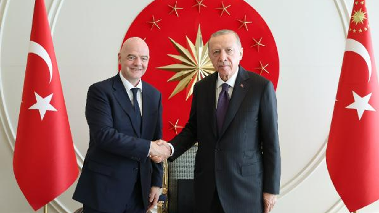 Erdoğan FIFA Başkanı Infantino ile görüştü