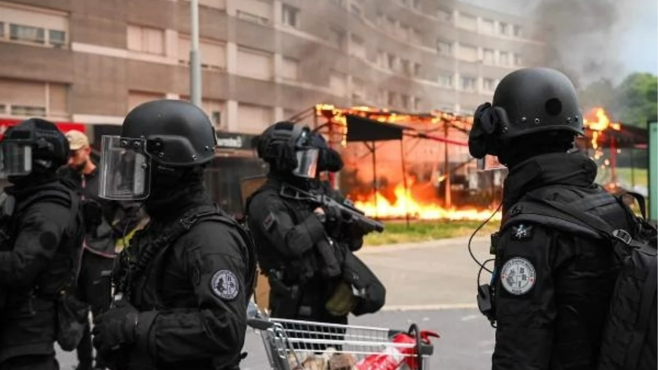 Fransa’daki protestolarda 719 kişi gözaltına alındı