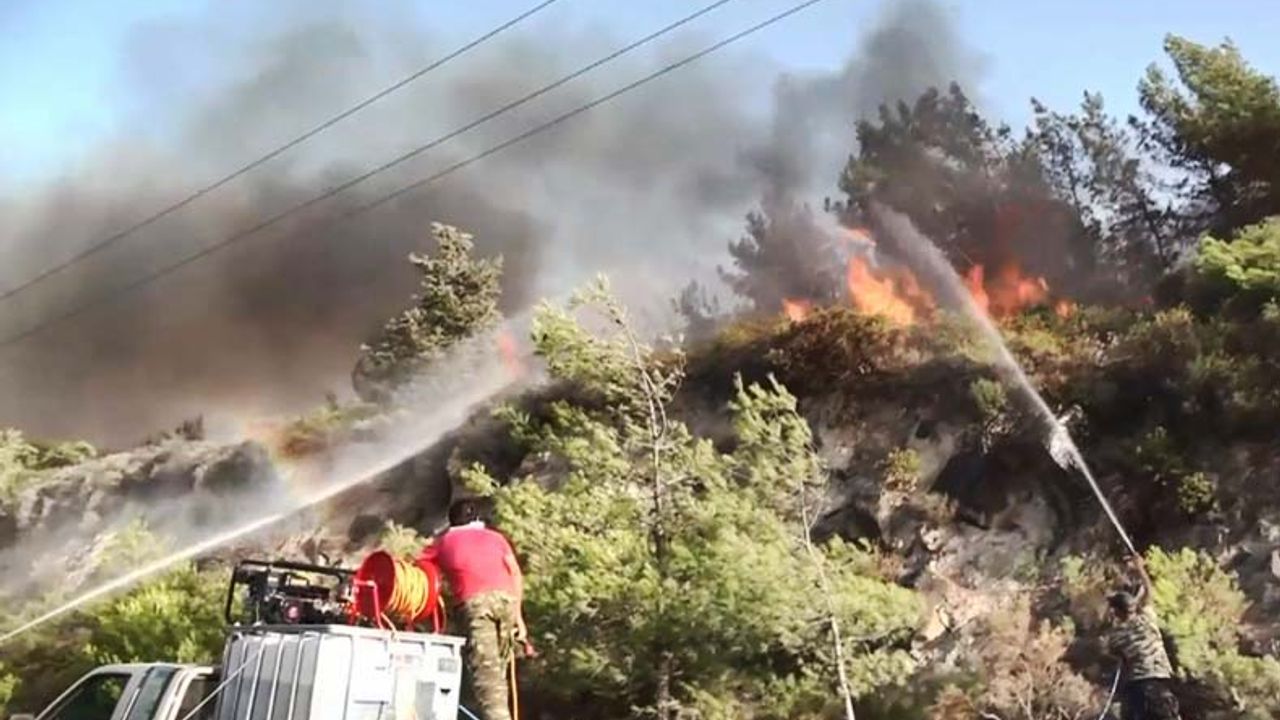 Yunanistan’daki yangınlara 11 ülkeden destek 