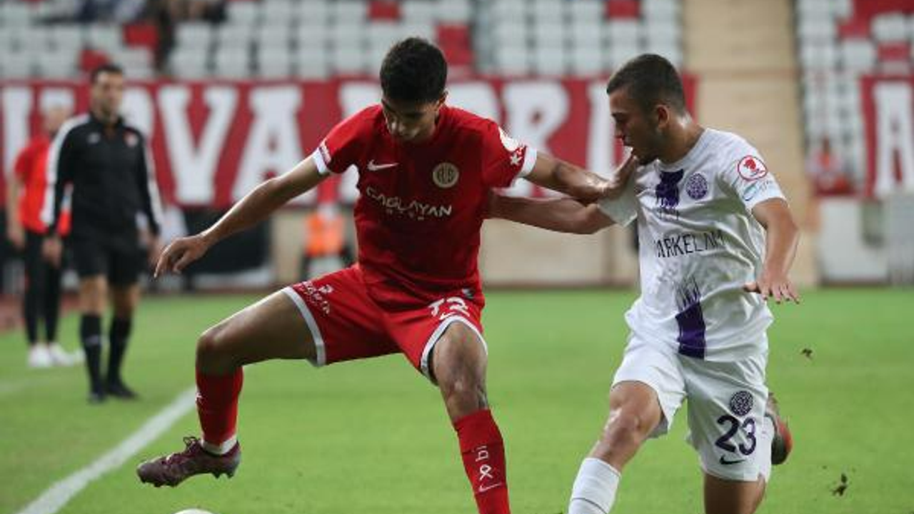 Antalyaspor, kupada turu 3 golle geçti