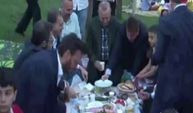 Cumhurbaşkanı Erdoğan piknik sofrasında vatandaşlarla iftar yaptı