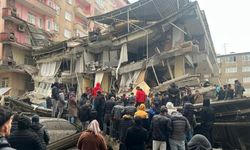 Depremde can kaybı 4 bin 544'e yükseldi