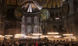 Ayasofya'da ilk teravih namazı